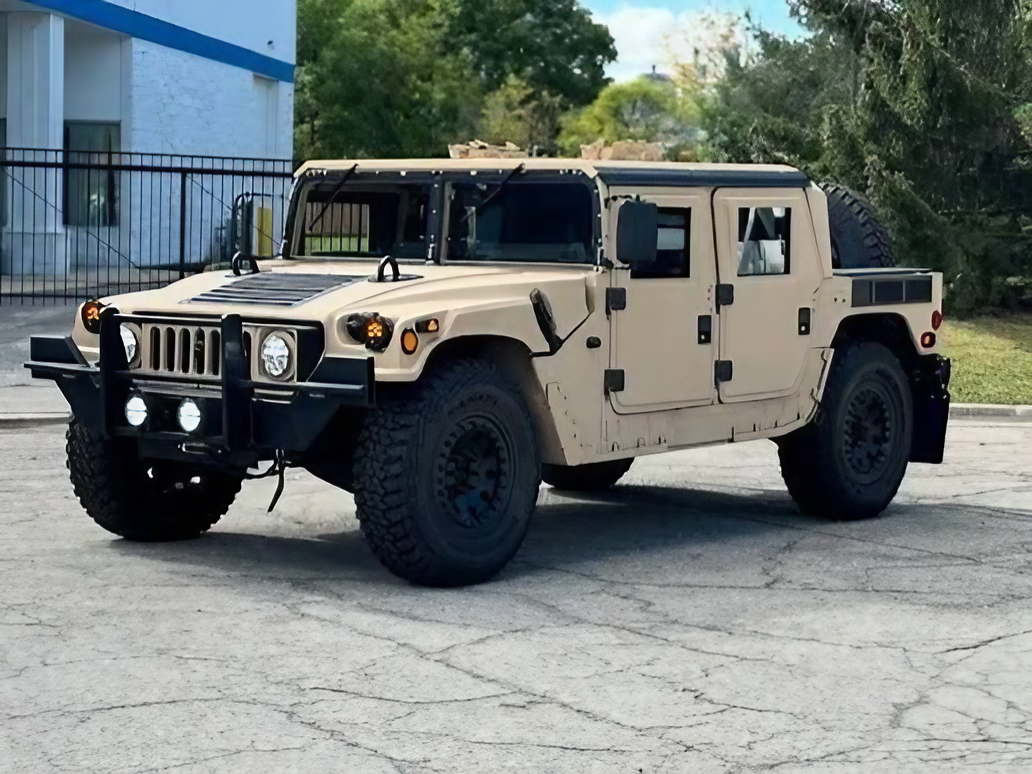 LuxeHaus M1165A1 HMMWV